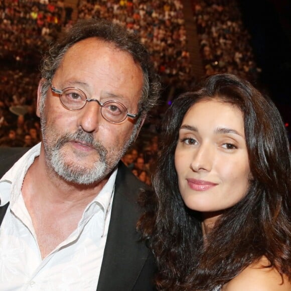 Exclusif - Jean Reno et sa femme Zofia - People au concert de Johnny Hallyday au POPB de Bercy à Paris - Jour 2. Le 15 juin 2013