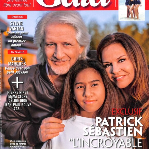 Patrick Sébastien prend la pose avec son épouse Nana et leur fille adoptive Lily en couverture du magazine "Gala", en kiosques mercredi 28 novembre 2018.