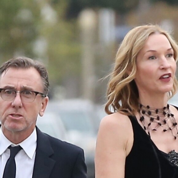 Exclusif - Tim Roth et sa femme Nikki Butler arrivent au mariage de Quentin Tarantino et Daniella Pick à Beverly Hills, le 28 novembre 2018.