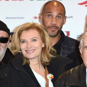 Exclusif - Valérie Trierweiler, Romain Magellan, Julien Lauprêtre (président du Secours populaire français) et Anne Hidalgo (Maire de Paris) - Lancement de La Brigade Des Pères Noël Verts du Secours Populaire sur le parvis de l'Hôtel de ville de Paris, France, le 30 novembre 2018. © Giancarlo Gorassini/Bestimage