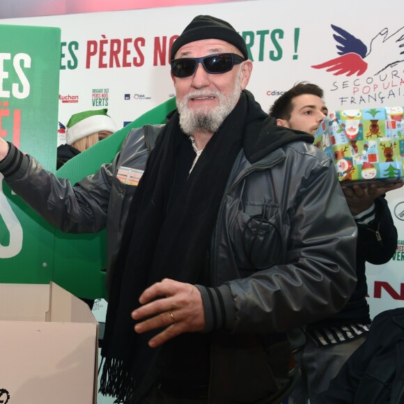 Exclusif - Charlélie Couture - Lancement de La Brigade Des Pères Noël Verts du Secours Populaire sur le parvis de l'Hôtel de ville de Paris, France, le 30 novembre 2018. © Giancarlo Gorassini/Bestimage