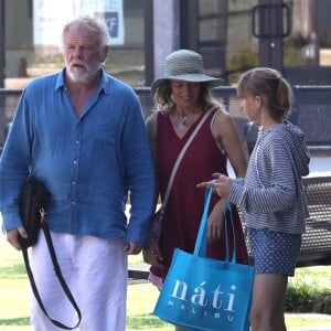 Nick Nolte, sa femme Clytie Lane et leur fille Sophia sont allés faire des courses au Trancas Market à Malibu, le 26 août 2018.
