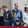 Kate Middleton, duchesse de Cambridge, et Meghan Markle, duchesse de Sussex, avec les princes William et Harry le 10 juillet 2018 à Londres lors du centenaire de la RAF.