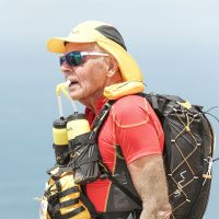 Patrick Poivre d'Arvor et son fils, coureurs de choc dans le désert d'Ica