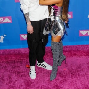 Ariana Grande et son fiancé Pete Davidson - Photocall des MTV Video Music Awards 2018 au Radio City Music Hall à New York, le 20 août 2018. © Mario Santoro/AdMedia via ZUMA Press/Bestimage