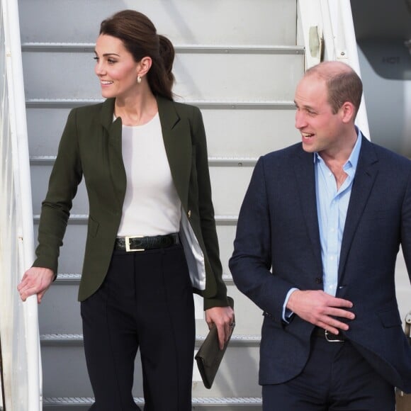 Le prince William et Catherine (Kate) Middleton se rendent sur la base militaire de la Royal Air Force (RAF) d'Akrotiri, à Chypre, pour rencontrer les soldats, les familles résidant sur la base, le personnel de la station et des membres de la communauté locale. Le 5 décembre 2018.