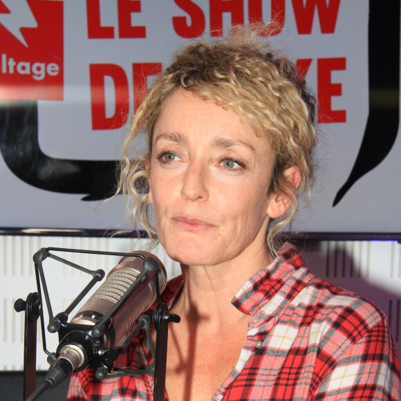 Exclusif - Juliette Arnaud - Emission "Le Show de Luxe" sur la Radio Voltage à Paris le 4 décembre 2018.© Philippe Baldini/Bestimage