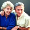 Anne Buydens et Kirk Douglas à Saint-Tropez en 1985