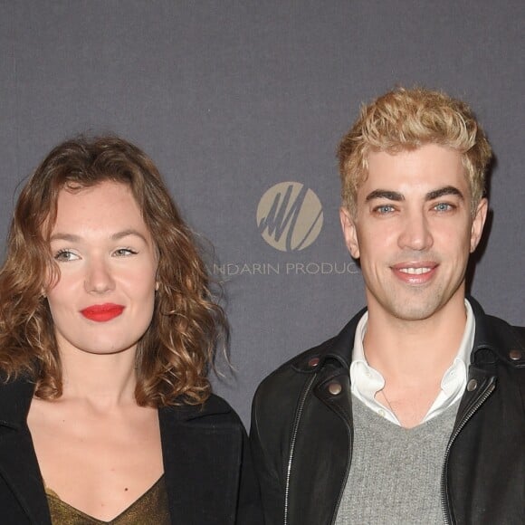 Julien Landais et sa compagne Lucie à l'avant-première du film policier "L'Empereur de Paris" au cinéma Gaumont-Opéra à Paris, France, le 10 décembre 2018. © Coadic Guirec/Bestimage