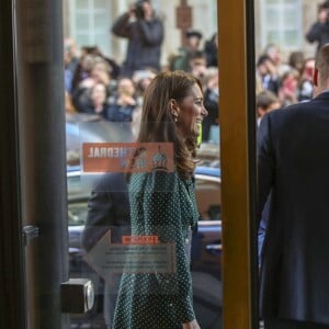 Kate Catherine Middleton, duchesse de Cambridge, et le prince William, duc de Cambridge, en visite au Centre d'aide aux sans-abris "The Passage" à Londres. Le 11 décembre 2018  11th December 2018 London UK Britain's Catherine, Duchess of Cambridge and Prince William, Duke of Cambridge during a visit to the homeless charity The Passage in London.They will speak to frontline workers about some of the challenges relating to street homelessness, including drug addiction and mental health issues.11/12/2018 - Londres