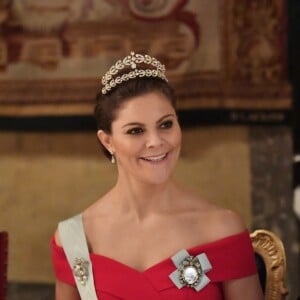 La princesse Victoria de Suède au dîner des lauréats du prix Nobel au palais royal à Stockholm le 11 décembre 2018.