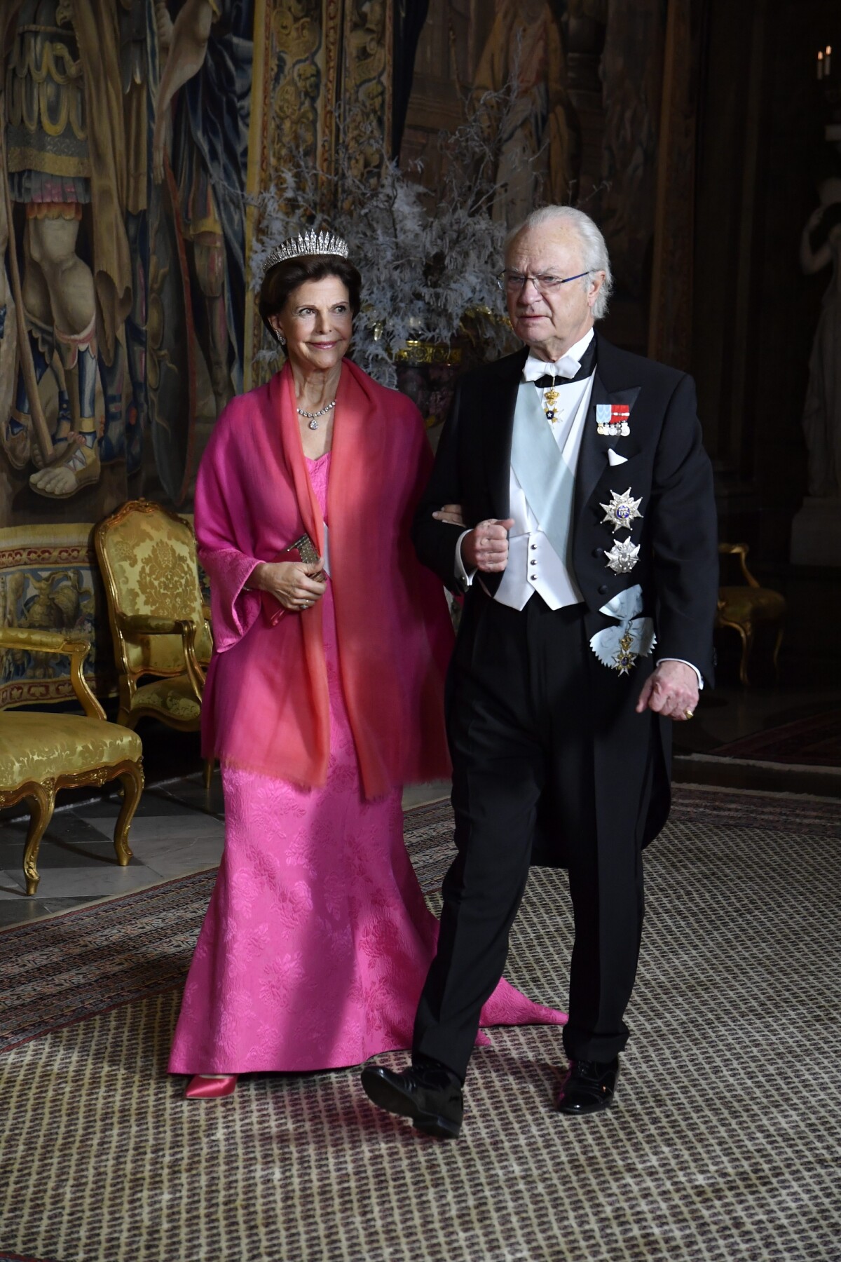 Photo : Le Roi Carl XVI Gustaf Et La Reine Silvia De Suède Arrivant Au ...