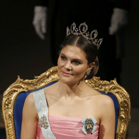 La princesse Victoria de Suède lors de la cérémonie de remise des prix des Nobel 2018 à Stockholm en Suède le 10 décembre 2018.