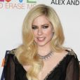 Avril Lavigne - Les célébrités posent lors du photocall de la soirée "Race To Erase MS" à l'hôtel Beverly Hilton à Los Angeles le 20 avril 2018.
