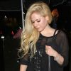 Avril Lavigne quitte le Nice Guy en compagnie d'un inconnu à West Hollywood le 4 aout 2017.