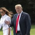 Le président Donald Trump et sa femme Melania quittent la maison blanche en hélicoptère, le 27 Janvier 2018.