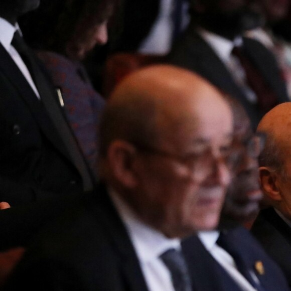 Exclusif - Jean-Yves Le Drian et Alain Juppé - 5e édition de la cérémonie de remise des prix de la Fondation Chirac (le Prix Culture pour la paix et le Prix Chirac pour la prévention des conflits) au musée du Quai Branly - Jacques Chirac à Paris le 18 décembre 2018. © Dominique Jacovides / Bestimage