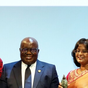 Exclusif - Claude Chirac, Nana Akufo-Addo, Président de la République du Ghana, et Dinushika Dissanayaké, lauréate du Prix Chirac pour la prévention des conflits - 5e édition de la cérémonie de remise des prix de la Fondation Chirac (le Prix Culture pour la paix et le Prix Chirac pour la prévention des conflits) au musée du Quai Branly - Jacques Chirac à Paris le 18 décembre 2018. © Dominique Jacovides / Bestimage