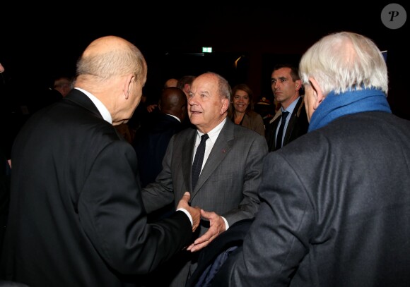 Exclusif - Jean-Yves Le Drian, Marc Ladreit de Lacharrière et Jean-Pierre Raffarin - 5e édition de la cérémonie de remise des prix de la Fondation Chirac (le Prix Culture pour la paix et le Prix Chirac pour la prévention des conflits) au musée du Quai Branly - Jacques Chirac à Paris le 18 décembre 2018. © Dominique Jacovides / Bestimage