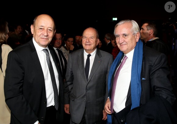 Exclusif - Jean-Yves Le Drian, Marc Ladreit de Lacharrière et Jean-Pierre Raffarin - 5e édition de la cérémonie de remise des prix de la Fondation Chirac (le Prix Culture pour la paix et le Prix Chirac pour la prévention des conflits) au musée du Quai Branly - Jacques Chirac à Paris le 18 décembre 2018. © Dominique Jacovides / Bestimage