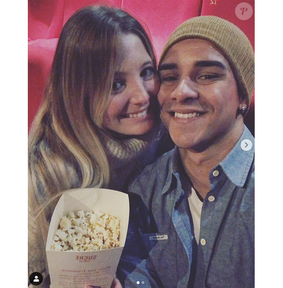 Emma et Laurent en couple. Les candidats de "Mariés au premier regard" officialisent. Décembre 2018.