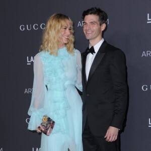 Brie Larson et son fiancé Alex Greenwald au gala LACMA Art + Film à Los Angeles, le 29 octobre 2016 © Birdie Thompson/AdMedia via Zuma/Bestimage