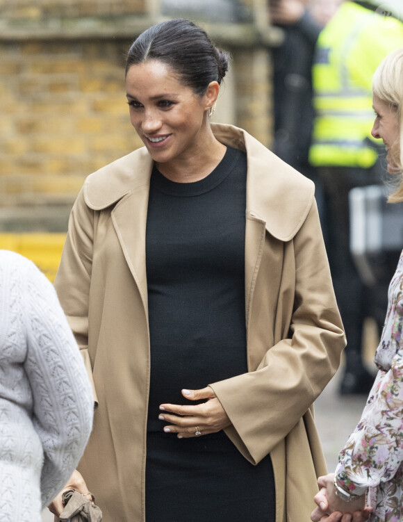 Meghan Markle, duchesse de Sussex, enceinte, en visite chez Smart Works, à Londres le 10 janvier 2019.