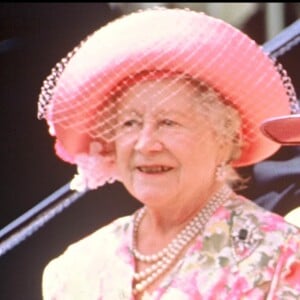 Lady Diana au Royal Ascot avec la reine en 1990.