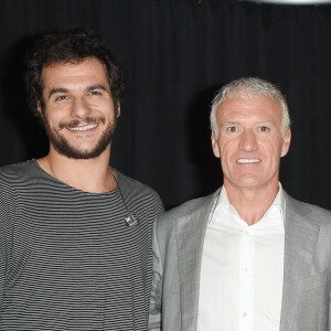 Le chanteur Amir Haddad et le sélectionneur de l'équipe de France, Didier Deschamps (parrain des 30 ans de l'Opération Pièces Jaunes 2019) lors du lancement de la 30ème édition de l'Opération Pièces Jaunes 2019 avec Lucrèce à l'Hôpital Necker-Enfants malades AP-HP à Paris, France, le 9 janvier 2019. © Coadic Guirec