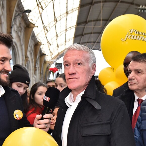 Christophe Beaugrand, Didier Deschamps et Christian Estrosi, le maire de Nice, durant le départ du train des Pièces Jaunes à la gare de Nice le 19 janvier 2019. © Bruno Bebert