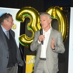 Le Professeur Claude Griscelli, le sélectionneur de l'équipe de France, Didier Deschamps (parrain des 30 ans de l'Opération Pièces Jaunes 2019) et Anne Barrère (Secrétaire Générale de la Fondation) lors du lancement de la 30ème édition de l'Opération Pièces Jaunes 2019 avec Lucrèce à l'Hôpital Necker-Enfants malades AP-HP à Paris, France, le 9 janvier 2019. © Coadic Guirec