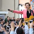 Harry Styles lors d'un concert en plein air à New York, le 9 mai 2017.