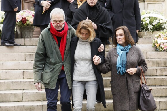 Benjamin Legrand (Frère de Michel Legrand), Eugénie Angot (Fille de Michel Legrand) et Dominique Rageys (fille aînée de Michel Legrand) lors des obsèques de Michel Legrand en la cathédrale orthodoxe Saint-Alexandre-Nevsky à Paris, le 1er février 2019.