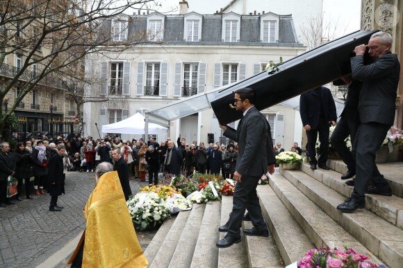 Sorties des obsèques de Michel Legrand en la cathédrale orthodoxe Saint-Alexandre-Nevsky à Paris le 1er février 2019.