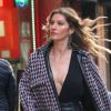 Gisele Bundchen en pleine séance photo dans le quartier de Brooklyn à New York le 4 décembre 2017