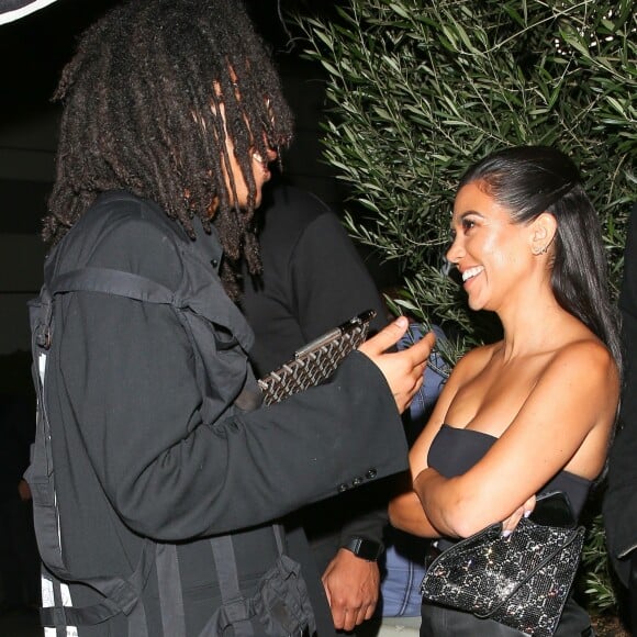 Kourtney Kardashian et Luka Subbat quittent la soirée d'anniversaire de P. Diddy au restaurant Ysabel à West Hollywood le 4 novembre 2018.