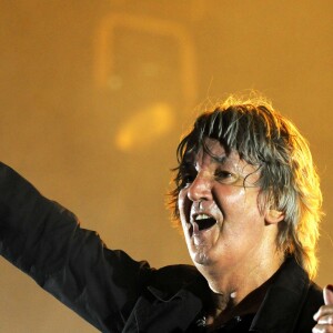 Jacques Higelin en concert pendant les Solidays en 2010 à Paris Juillet 2010.