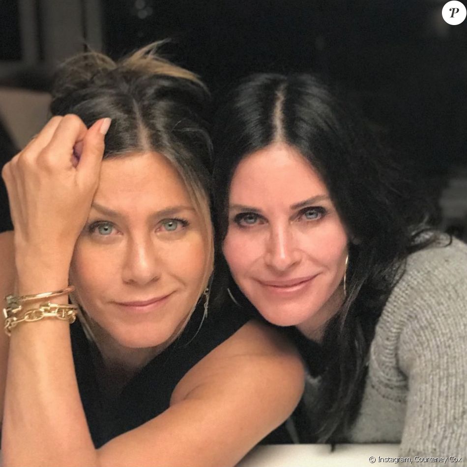 Courteney Cox A Souhaite Un Joyeux Anniversaire 50 Ans A Son Amie Jennifer Aniston Fevrier 19 Purepeople