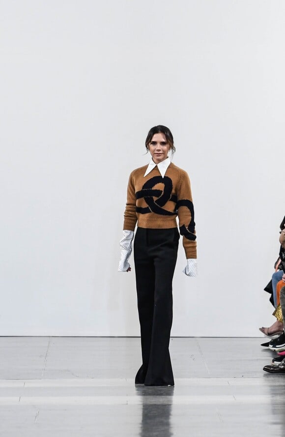 Défilé de mode Victoria Beckham, collection prêt-à-porter automne-hiver 2019/2020 lors de la Fashion Week de Londres, le 17 février 2019.
