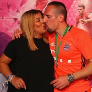 Franck Ribery avec sa femme Wahiba Ribery au banquet d'après match de la finale de la Coupe d'Allemagne "Bayern de Munich - Borussia Dortmund". Le FC Bayern Munich est Champion d'Allemagne 2016 et remporte la Coupe d'Allemagne 2016. Berlin, le 21 mai 2016