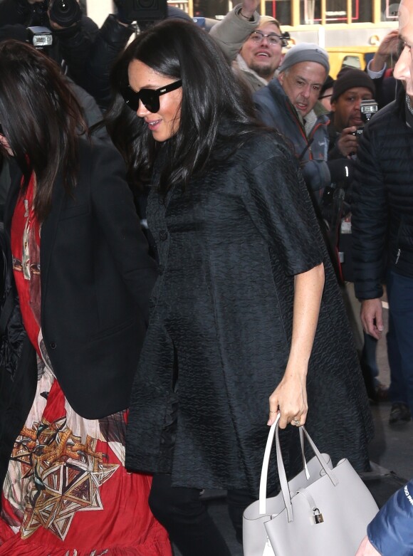 Meghan Markle, duchesse de Sussex, enceinte, est allée déjeuner avec son amie Abigail Spencer au restaurant de l'hôtel Surrey à New York City, New York, Etats-Unis, le 19 février 2019.