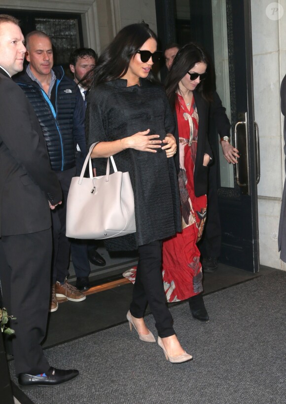 Meghan Markle, duchesse de Sussex, enceinte, est allée déjeuner avec son amie Abigail Spencer au restaurant de l'hôtel Surrey à New York City, New York, Etats-Unis, le 19 février 2019.