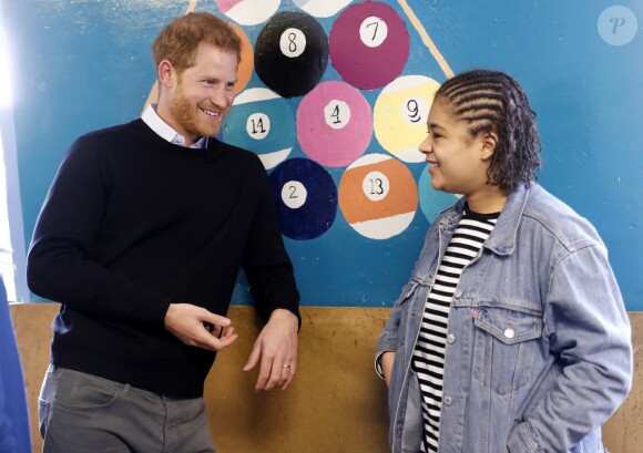 Le prince Harry, duc de Sussex, a rencontré les membres et les volontaires du centre "Streatham Youth and Community Trust's John Corfield" à Londres. Le 19 février 2019