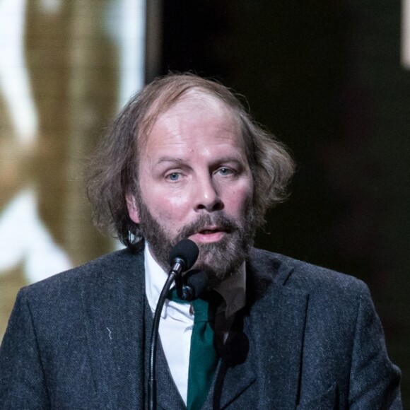 Philippe Katerine a reçu le César du meilleur acteur dans un second rôle pour le film Le Grand Bain lors de la 44e cérémonie des César à la salle Pleyel à Paris le 22 février 2019 © Borde-Jacovides / Bestimage