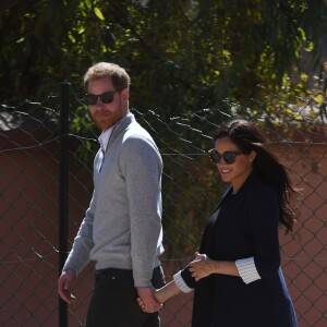 Le prince Harry, duc de Sussex, et Meghan Markle, duchesse de Sussex, enceinte, visitent le "Lycée Qualifiant Grand Atlas" dans le cadre de leur voyage officiel au Maroc, le 24 février 2019.  The Duke and Duchess visit the local Secondary School meeting students and teachers. Morocco, February 24th, 2019.24/02/2019 - Asni