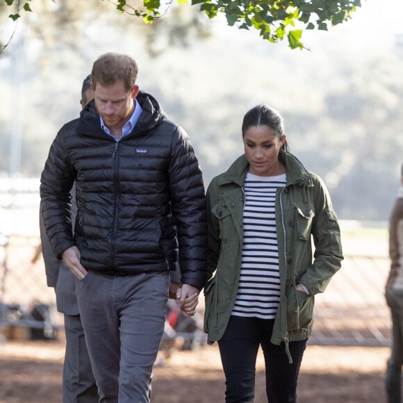 Le prince Harry, duc de Sussex et Meghan Markle (enceinte), duchesse de Sussex en visite à la Fédération Royale Marocaine de Sports Equestres à Rabat, lors de leur voyage officiel au Maroc. Le 25 février 2019