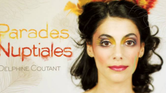 Delphine Coutant : La chanteuse agressée au cutter en plein concert