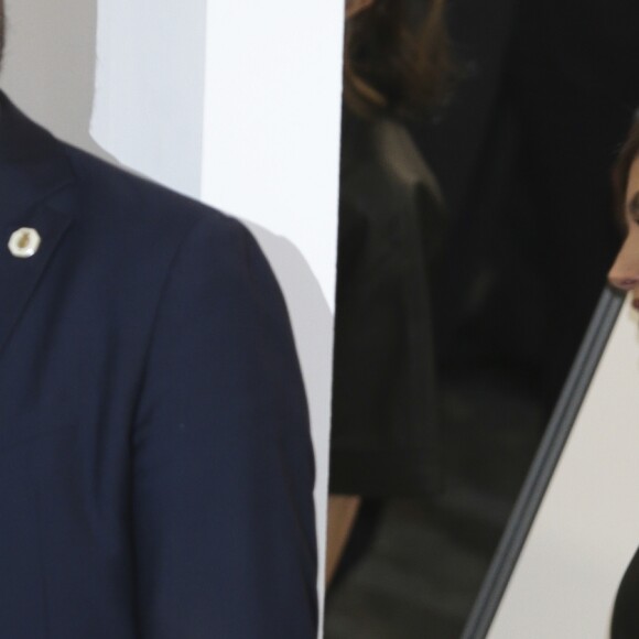 La reine Letizia d'Espagne affichait un look très rock, en robe en cuir et cheveux coiffée en queue-de-cheval, le 28 février 2019 pour inaugurer en compagnie de son mari le roi Felipe VI et du président péruvien Martin Alberto Vizcarra Cornejo le 38e Salon international d'art contemporain ARCOmadrid à l'Ifema.
