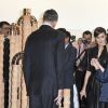 La reine Letizia d'Espagne affichait un look très rock, en robe en cuir et cheveux coiffée en queue-de-cheval, le 28 février 2019 pour inaugurer en compagnie de son mari le roi Felipe VI et du président péruvien Martin Alberto Vizcarra Cornejo le 38e Salon international d'art contemporain ARCOmadrid à l'Ifema.