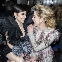 Fashion Week : Amber Heard stylée et hilare près de Cristina Cordula